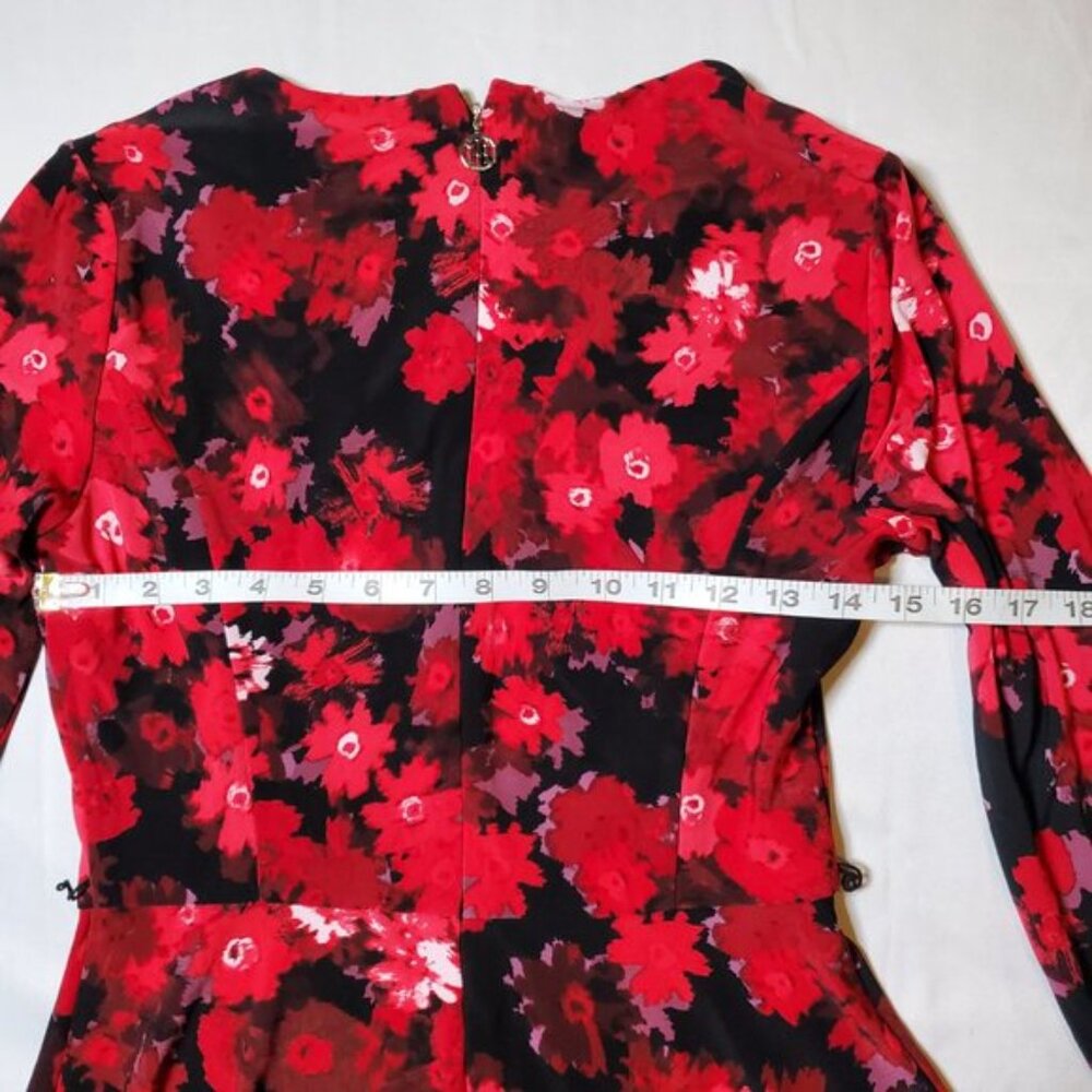Tommy Hilfiger Women Dress Size 4 Red Floral A-Line V-Neck Knee Length - Picture 8 of 14